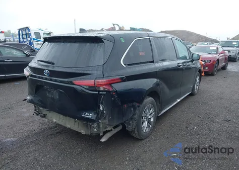 2021 Toyota Sienna Xle from USA, damaged, VIN 5TDYSKFC4MS017574